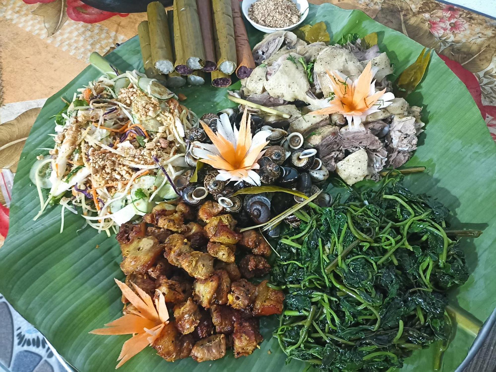 Thao Ly Mai Chau *